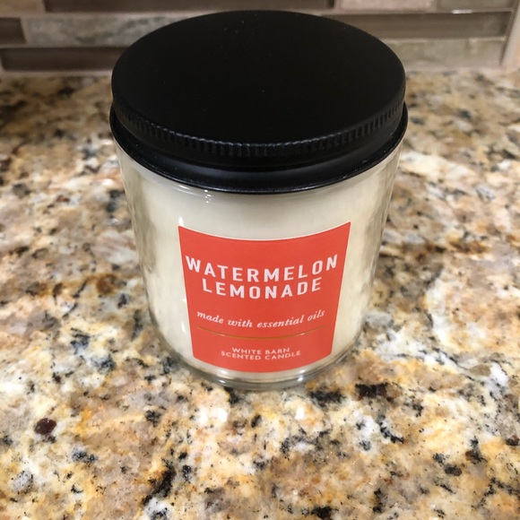 White Barn Other - White Barn Watermelon Lemonade Candle